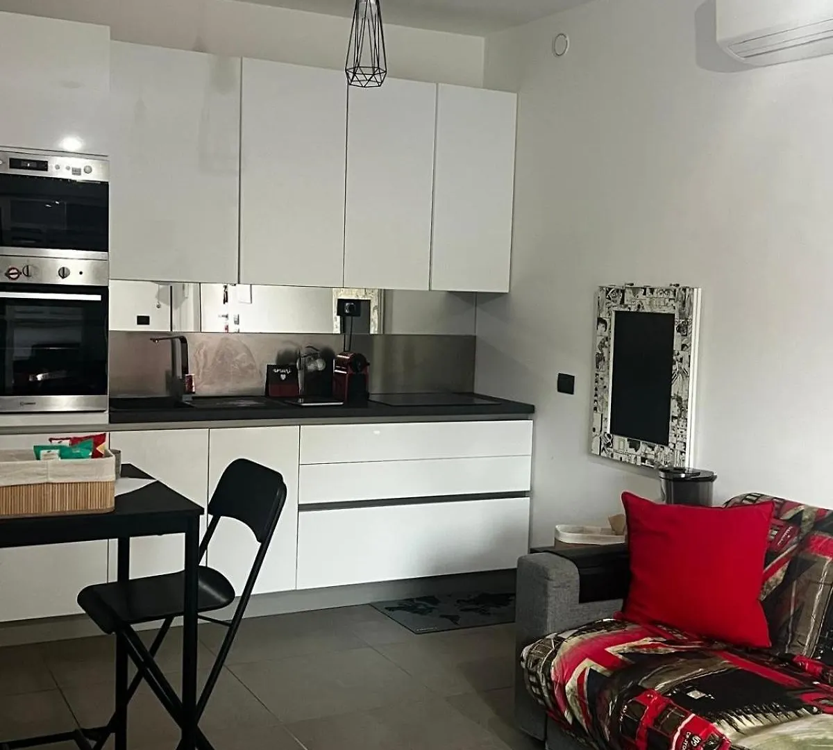 When In Rome Apartment